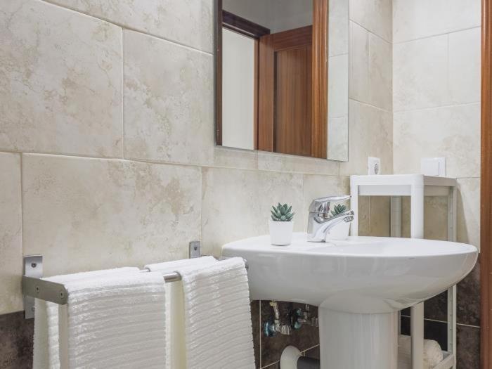 Alcala Del Rio! Bajo A Apartment Ngoại thất bức ảnh